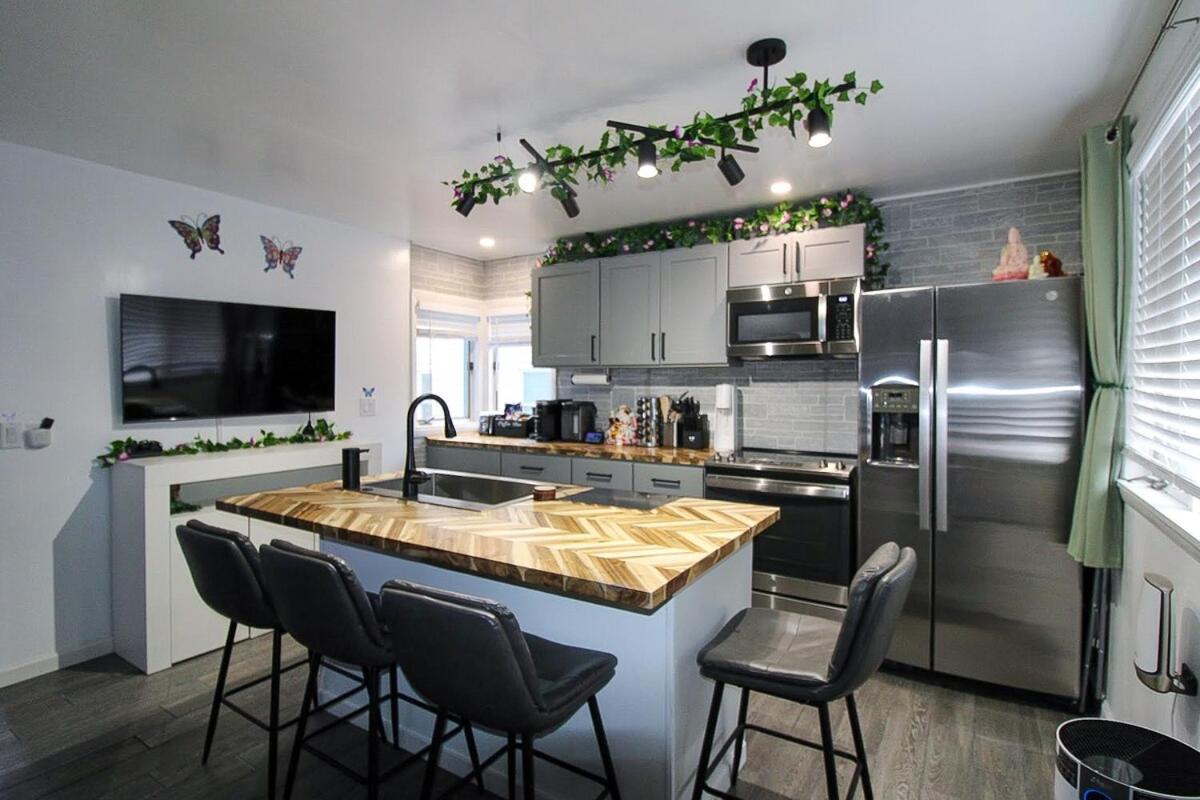Апартаменты The Wilderness, Near Cp & Sf, W&D, Pet Ok Сандаски Экстерьер фото