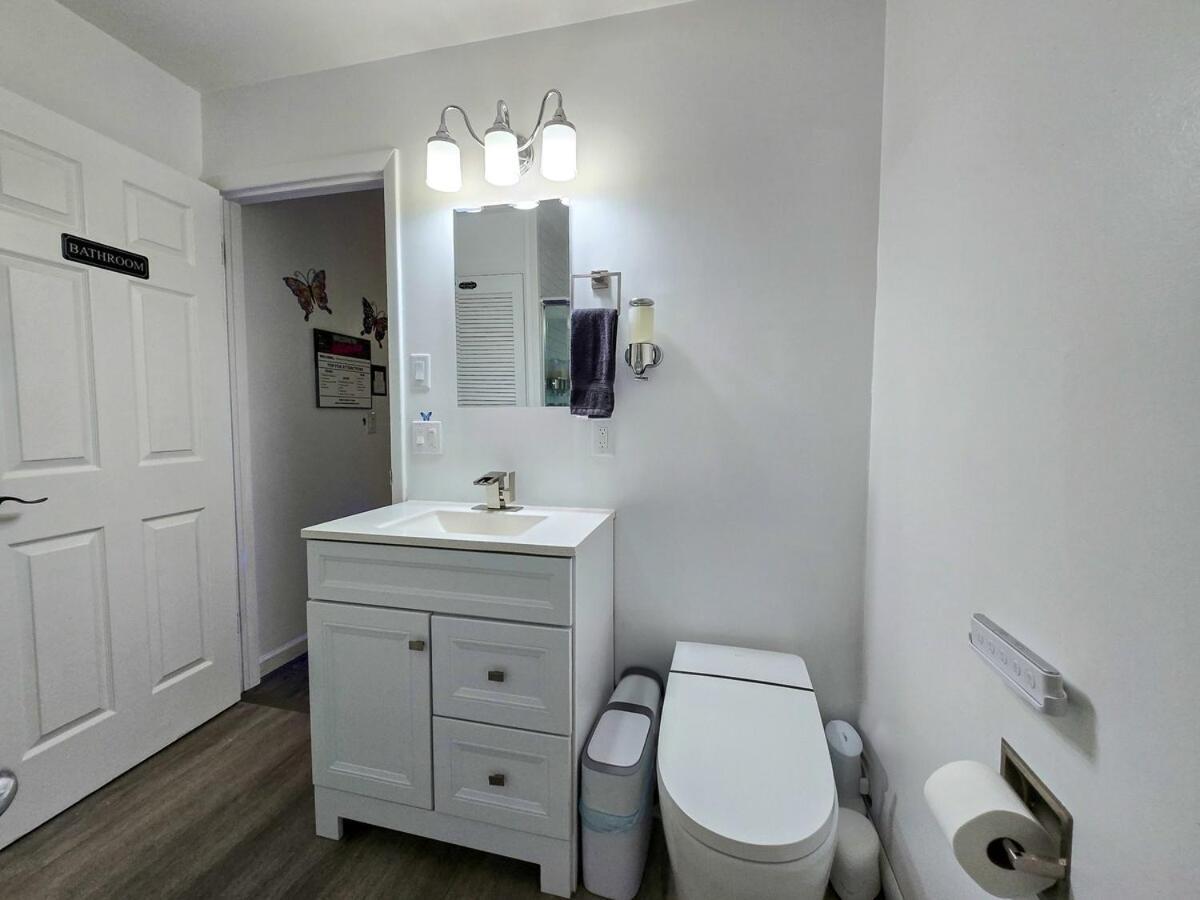 Апартаменты The Wilderness, Near Cp & Sf, W&D, Pet Ok Сандаски Экстерьер фото