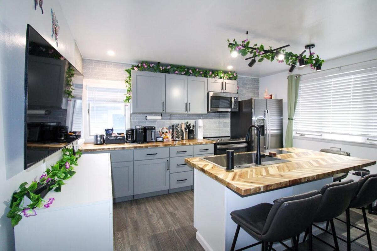Апартаменты The Wilderness, Near Cp & Sf, W&D, Pet Ok Сандаски Экстерьер фото